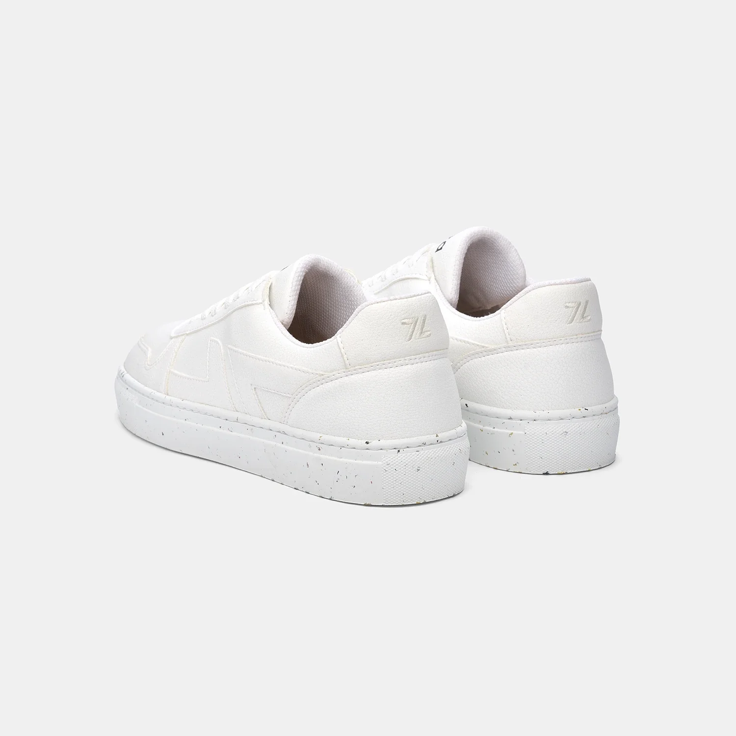 Alpha Blanc - Image 3