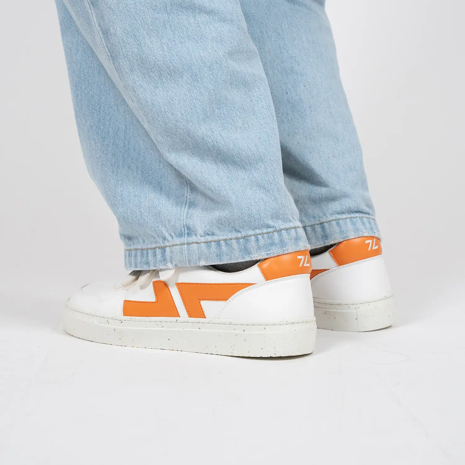Velcro Orange - Image 6