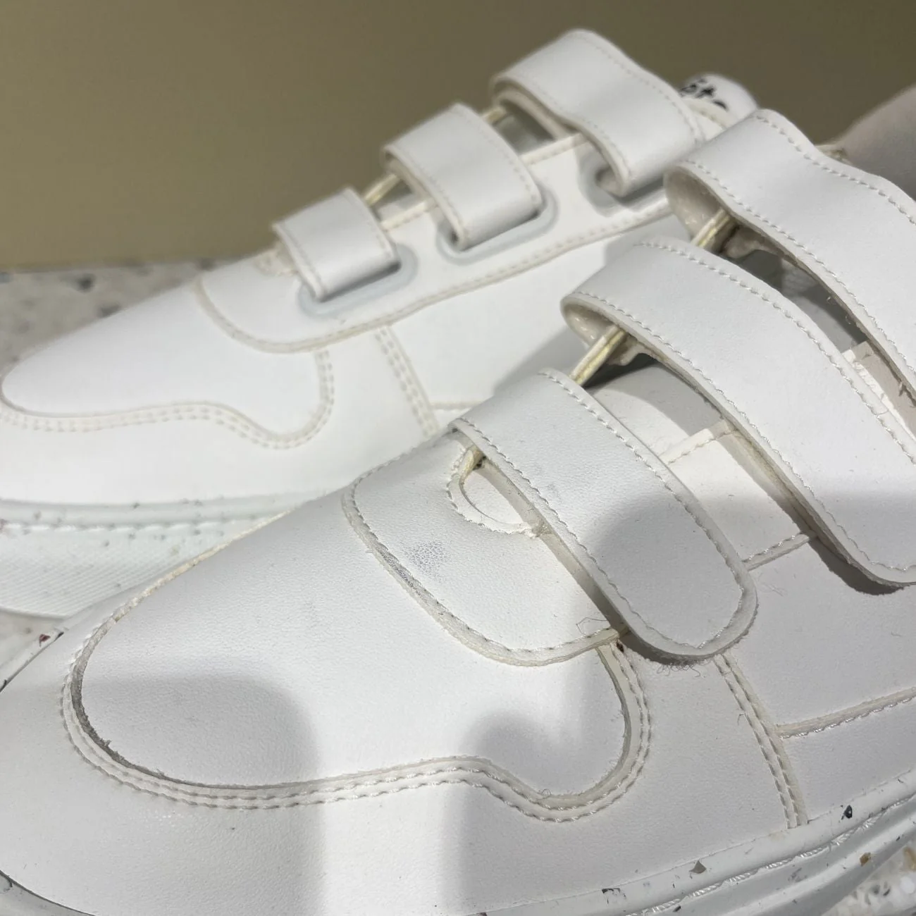 Velcro Blanc - 45 (Seconde main) - Image 4