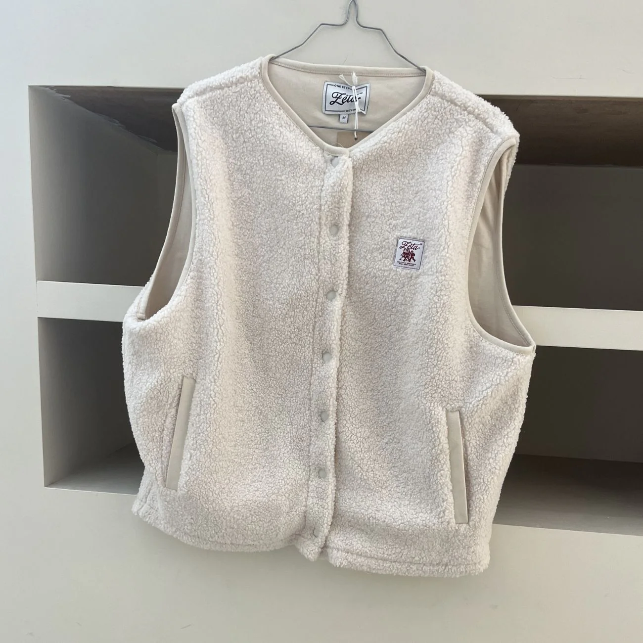 Veste Sherpa sans manches Beige - M (Seconde main) - Image 2